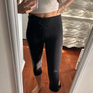 Women’s Leggings Black Capri Size M